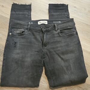 DL1961 Women's Distressed Black Skinny Jeans